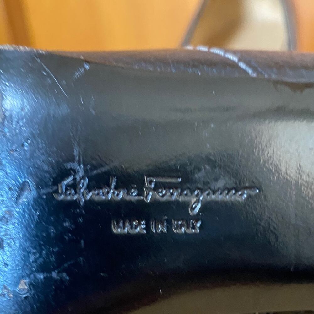 Salvatore Ferragamo Black Leather Loafers Contrast White Stitching Buckle Detail - Picture 7 of 11